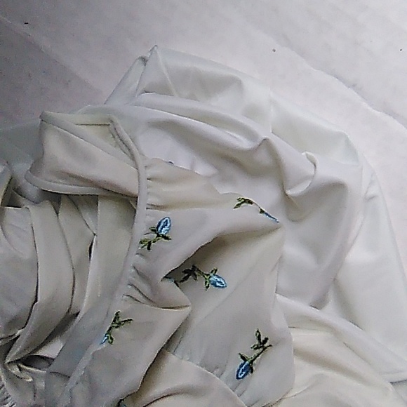 Vintage nightgown - Picture 15 of 16